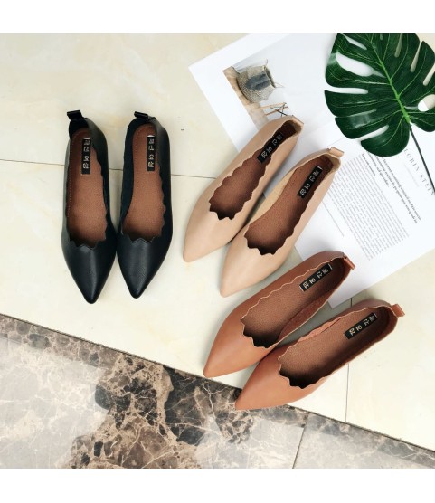 Soft Shallow Mouth Pointed Toe Slip On Casual Flats Shoes